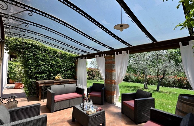 Villa Alessandra, Cavriglia, Arezzo and Cortona