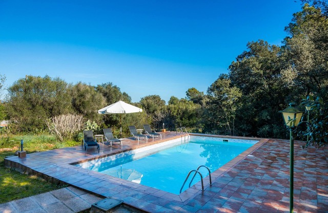 Villa 'Alzina' with Mountain View, Wi-Fi and Air Conditioning