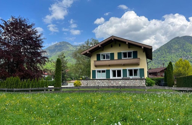 Villa am Bach