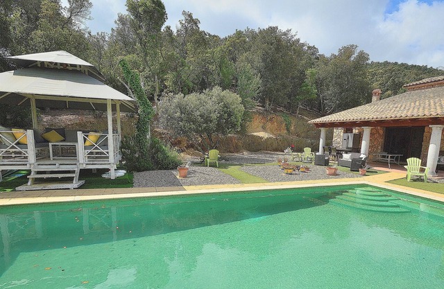 "Villa Amapola" with Private Pool, Private Terraces & Wi-Fi