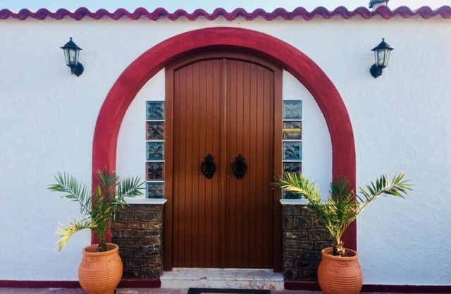 VILLA AMPELIA