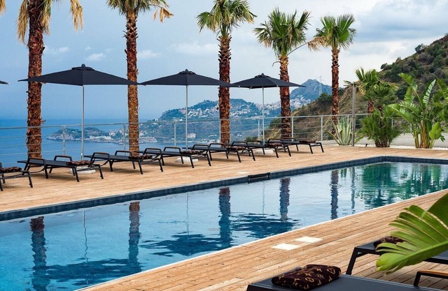Villa Andra – Taormina Area