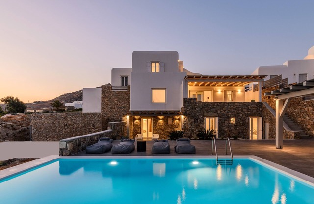 Villa Angelika/Pink Pelican by the beach