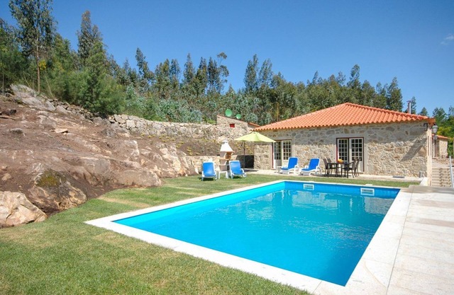 Villa Anisa - Four Bedroom Villa, Sleeps 8