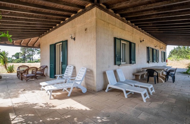 Villa Anna with Sea View, Terrace & Garden