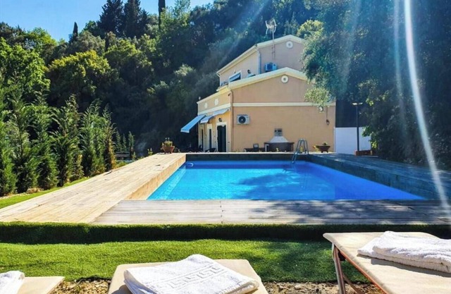 Villa 'Annette' with Sea View, Wi-Fi and Air Conditioning