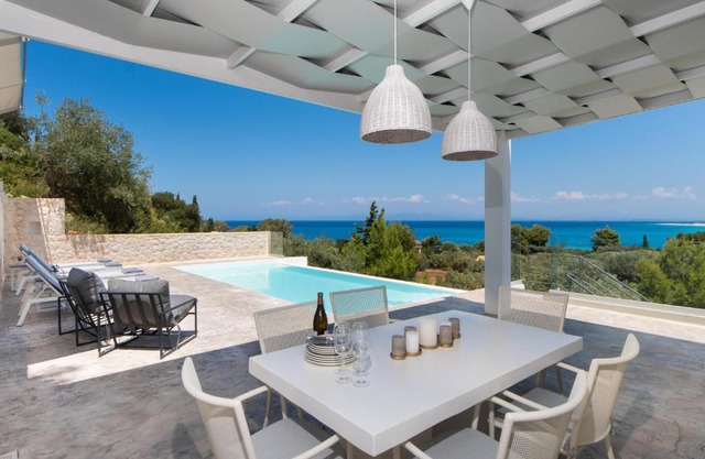 Villa Anthos - Fresh modern villa, pool, close to the beach