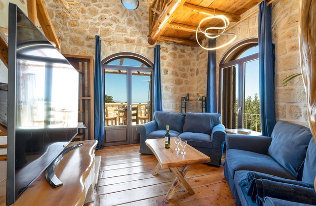 Villa Aphrodite, Private Heated Pool