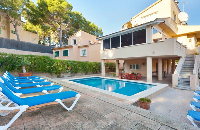 Villa Arenas - with private swimming pool