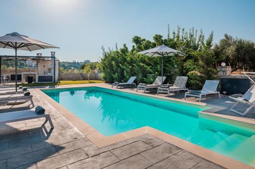 Villa Aris: A Serene Experience, 3BRs, Pool & Bbq