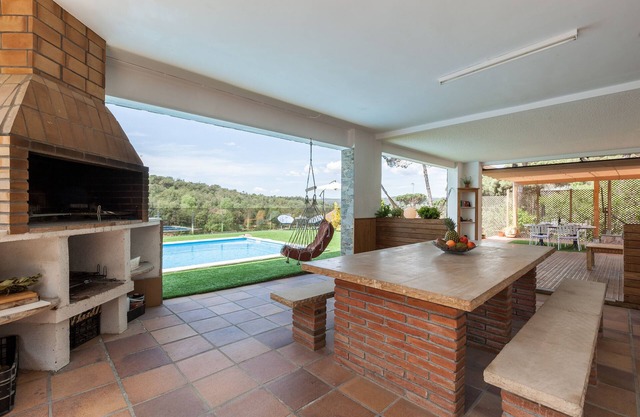 Villa "Armonia Completa" with Mountain View, Private Pool & Wi-Fi