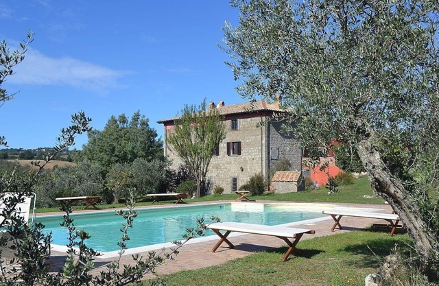 Villa Ascanio: A splendid three-story villa made of stone, with Free WI-FI.