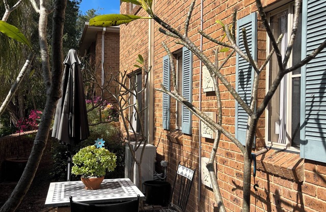 Villa Asteri, Hawk's Nest: Walk to Everything!n3 Bedrooms, 5 Beds, Sleeps 7