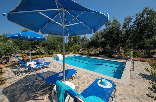 Villa Athina in the Cretan nature