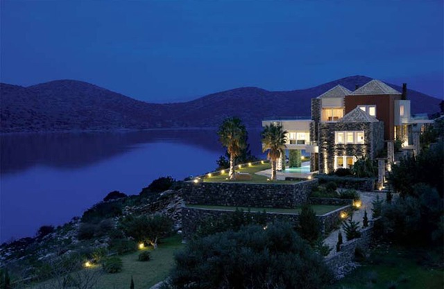 Villa Atlantis 5 bedroom villa - BEST PRICE GUARANTEE