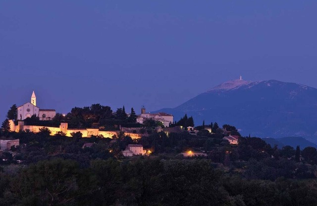 Villa Avec Piscine et Cuisine D'été, au Cœur de la Route des Vins en Vaucluse
