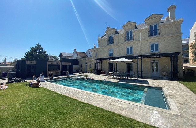 Villa, Avec Pisicne, à 100m de la Plage
