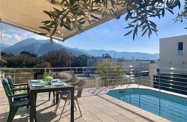 VILLA BAGES 5 Roses