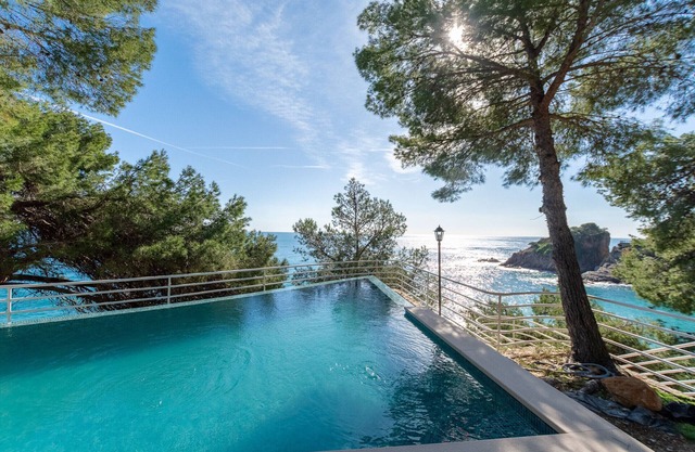 Villa Bay View
