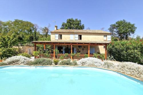 Villa Belcolle - country home with pool in Fermo, Marche