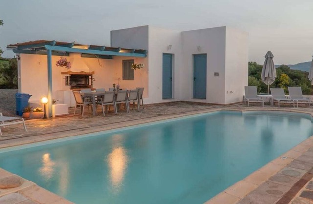 Villa Bella-Your Perfect Oriental Greek Experience