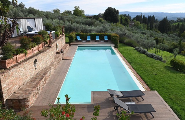 "Villa Bellavista" with Private Pool, Private Whirlpool & Wi-Fi