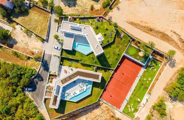 Villa Belle Vie - abundant in modern facilities, comforts and entertainment