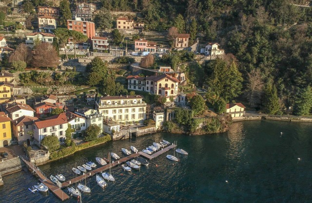 Villa Benzi - Seven Bedroom Villa, Sleeps 16