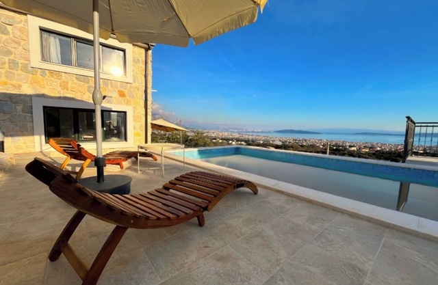 Villa Bepina, surrounded by sea, olive, vineyard