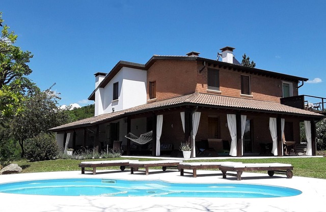 Villa Berici, Pool & Panoramic views, Enjoy Paradise, 1hr Venice & Garda