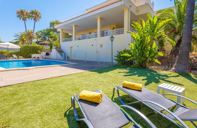 VILLA BERRY - Villa with private pool in Santa Ponça. Free WiFi