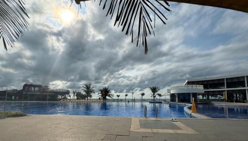 Villa biển Oceanami B805 - Ô tô đậu trước cửa nhà