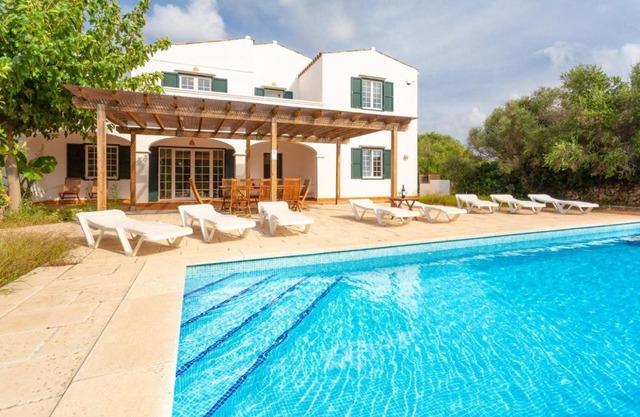 Villa Biniparrell