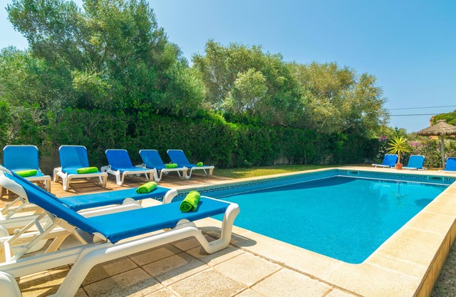 Villa Blanca - Seven Bedroom Villa, Sleeps 12