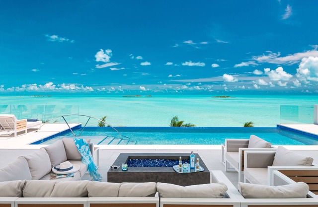 Villa Blue Vista