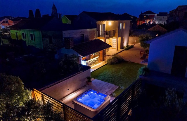 Villa Bonavita with jacuzzi