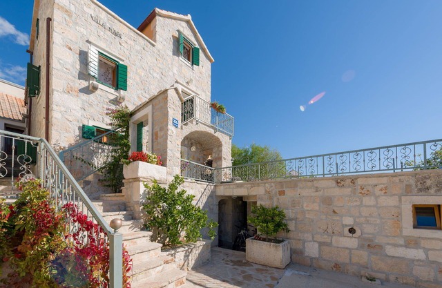 Villa Brač Stone with Swimming Pool