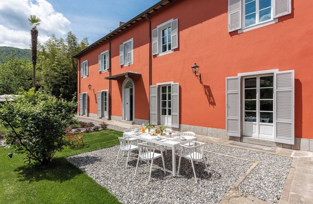 Villa 'Brecht' with Private Terrace, Wi-Fi and Air Conditioning