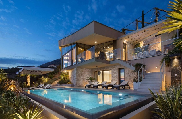 Villa Brilliance House
