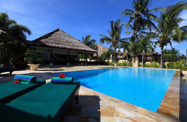Villa Bunga Melati - Bali Holiday Villa at the beach
