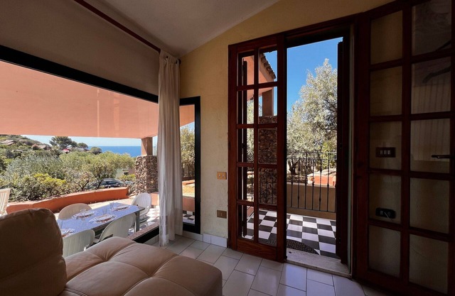 Villa by the sea beach walk