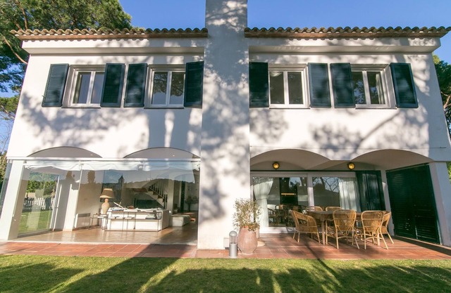 Villa Canadell con piscina y vista mar