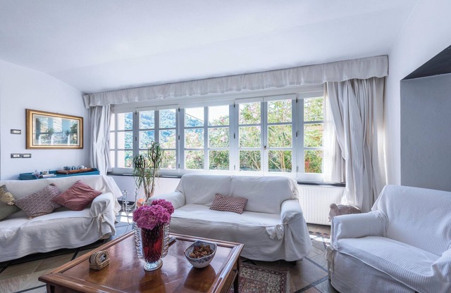 Villa "Ca Dei Gruppi" with Private Terrace, Private Garden & Wi-Fi