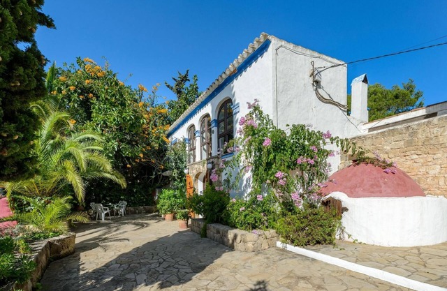 Villa Can Sarrio in Santa Eulària des Riu