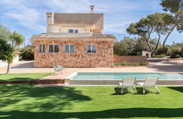 Villa 'Can Luciana' with Private Pool, Wi-Fi, and Air Conditioning