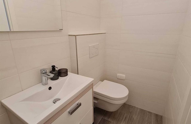 Villa Capris - Studio Apartment
