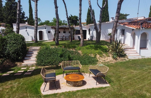 Villa 'Casa Cuatro Vientos' with Mountain View, Wi-Fi and Air Conditioning