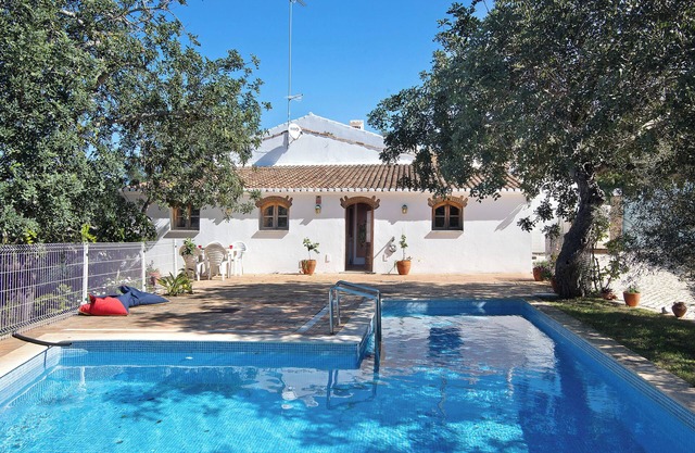 Villa 'Casa Da Maria Teresa V2' with Shared Pool, Shared Terrace and Wi-Fi