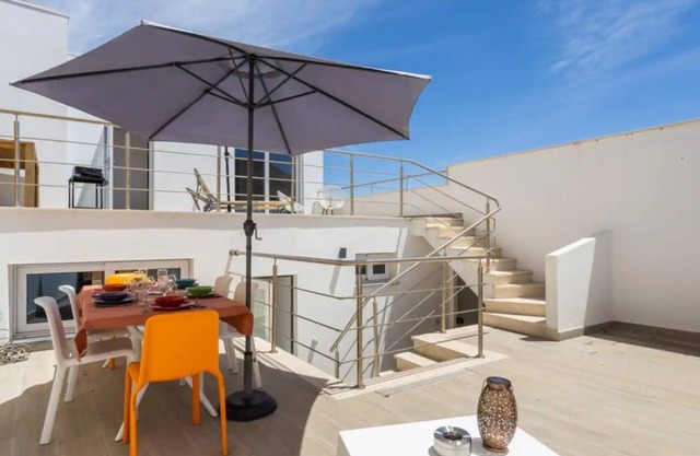 Villa 'Casa Da Madou' with Terrace & Wi-Fi