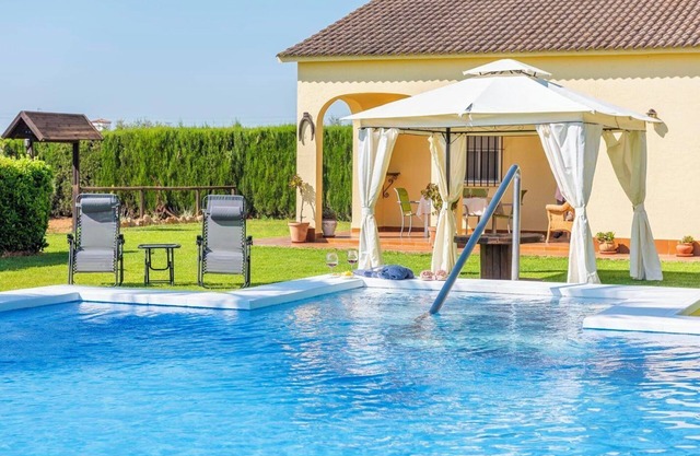 Villa "Casa Rural Casa de Noa" with Private Pool, Private Garden & Wi-Fi